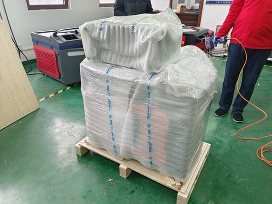 SUNTOP spedisce in Spagna una saldatrice laser 5 in 1 da 2 kW completamente collaudata