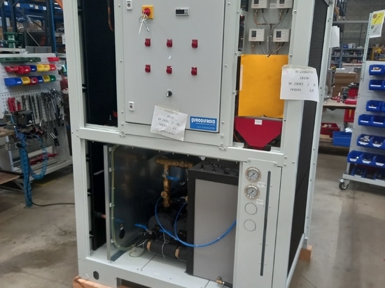 Spedizione di un raffreddatore RFI 2x300 EURODIFROID