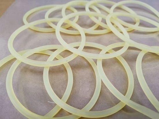 Resistenza alla pressione a 90 gradi, elevata resistenza all'usura, elevata resilienza, O-ring in poliuretano rosso per scatola di riparazione, anello di tenuta in PU, O-ring ad alta durezza