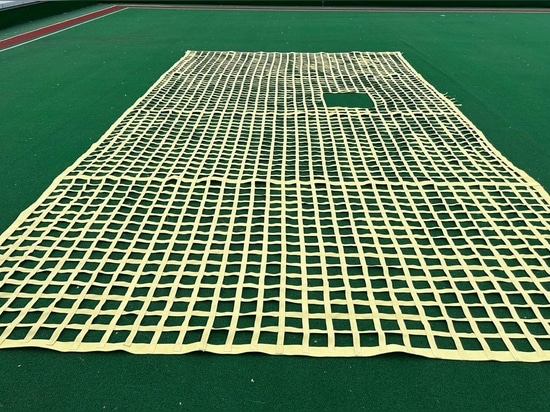 Applicazioni del tessuto a rete in kevlar nella produzione di materiali compositi