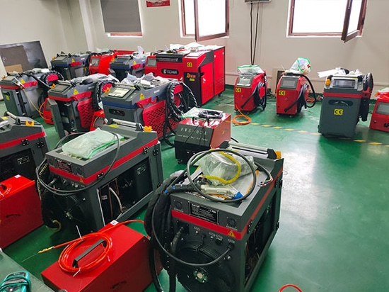 14 Saldatrici laser portatili personalizzate esportate con successo in Spagna