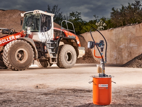 WOERNER Power Fill Pro – Riempimento di sistemi di lubrificazione centralizzata e pompaggio di lubrificanti con un avvitatore a batteria