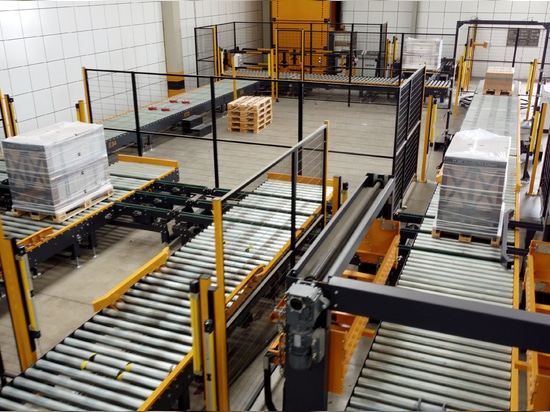 Linea Advanced Logistics del Gruppo Porcelanosa