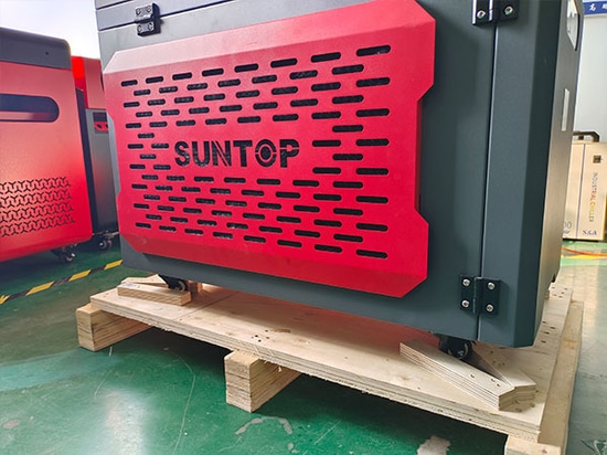 Spedizione in Italia delle saldatrici laser 4-in-1 SUNTOP da 2000 W ad alta stabilità